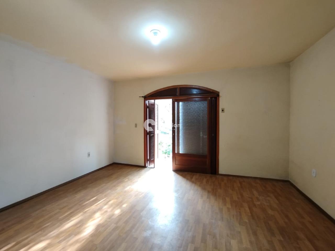 Casa à venda no Centro: 