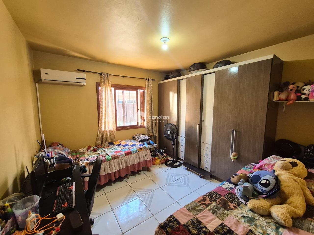 Casa de Condomínio à venda no Pinheiro Machado: 