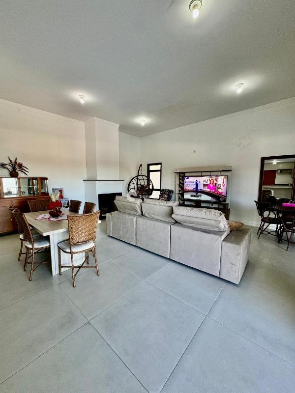 Casa à venda no Itaara: 