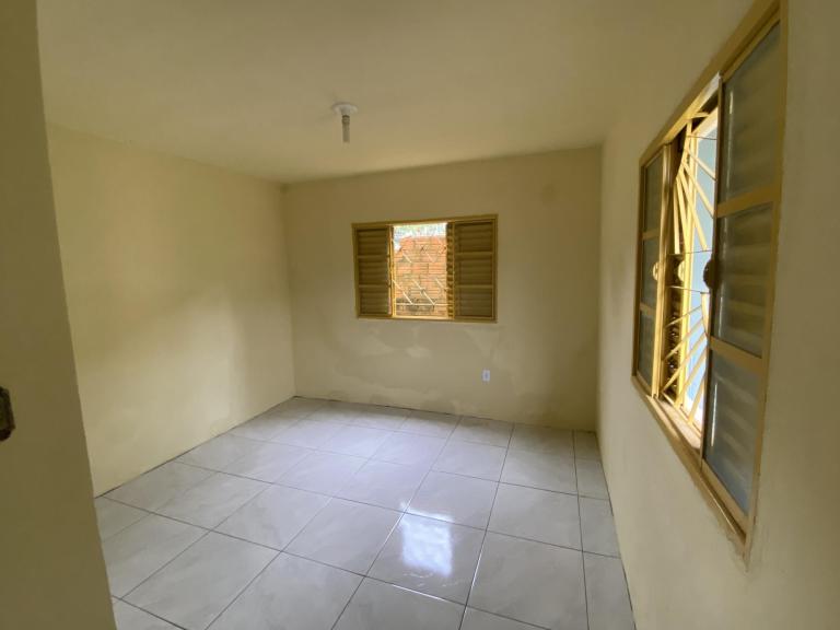 Casa à venda no Juscelino Kubitschek: 