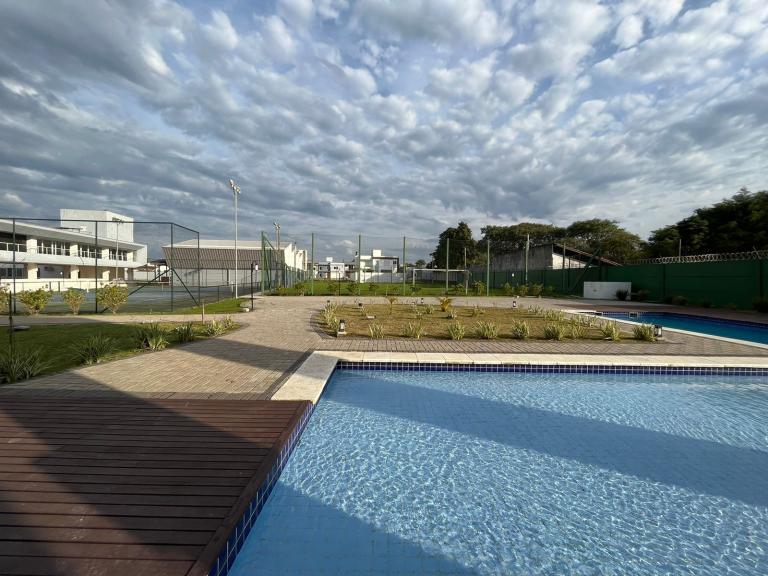 Terreno à venda no Camobi: 