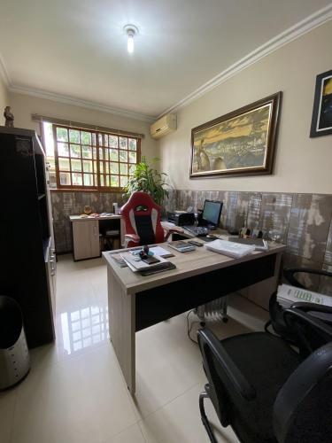 Casa à venda no Juscelino Kubitschek: 