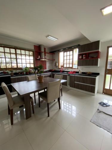 Casa à venda no Juscelino Kubitschek: 