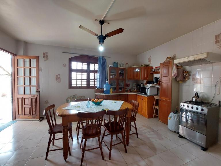 Casa à venda no Camobi: 