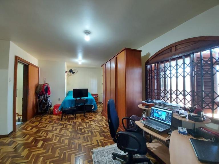 Casa à venda no Camobi: 