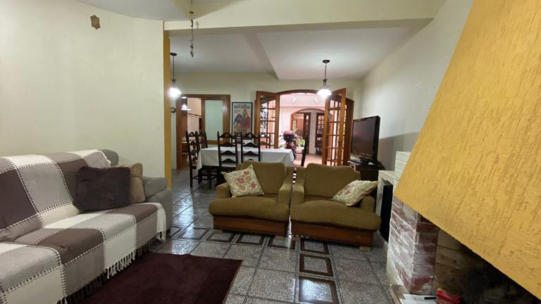 Casa à venda no Centro: 