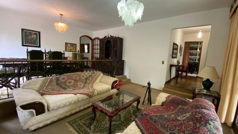 Casa à venda no Centro: 