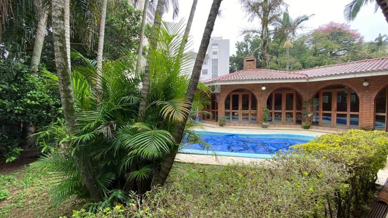 Casa à venda no Centro: 