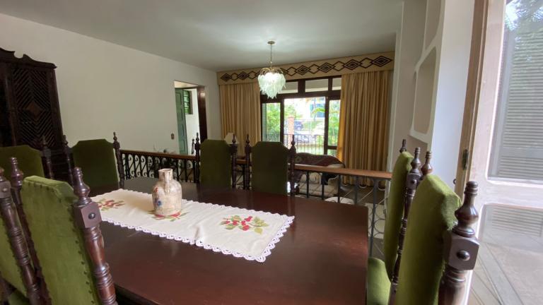 Casa à venda no Centro: 