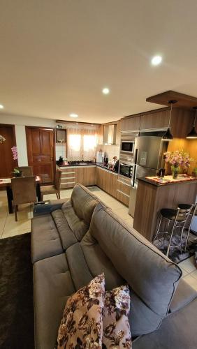 Casa de Condomínio à venda no Pinheiro Machado: 