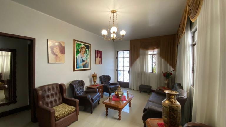 Casa à venda no Centro: 