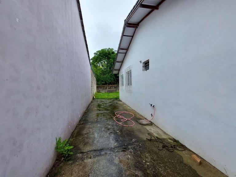 Casa à venda no Carolina: 