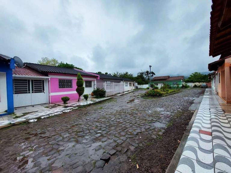 Casa à venda no Carolina: 