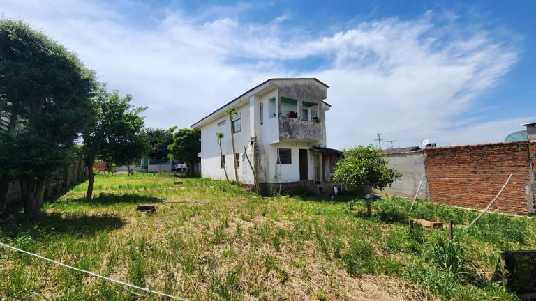 Casa à venda no Tomazetti: 