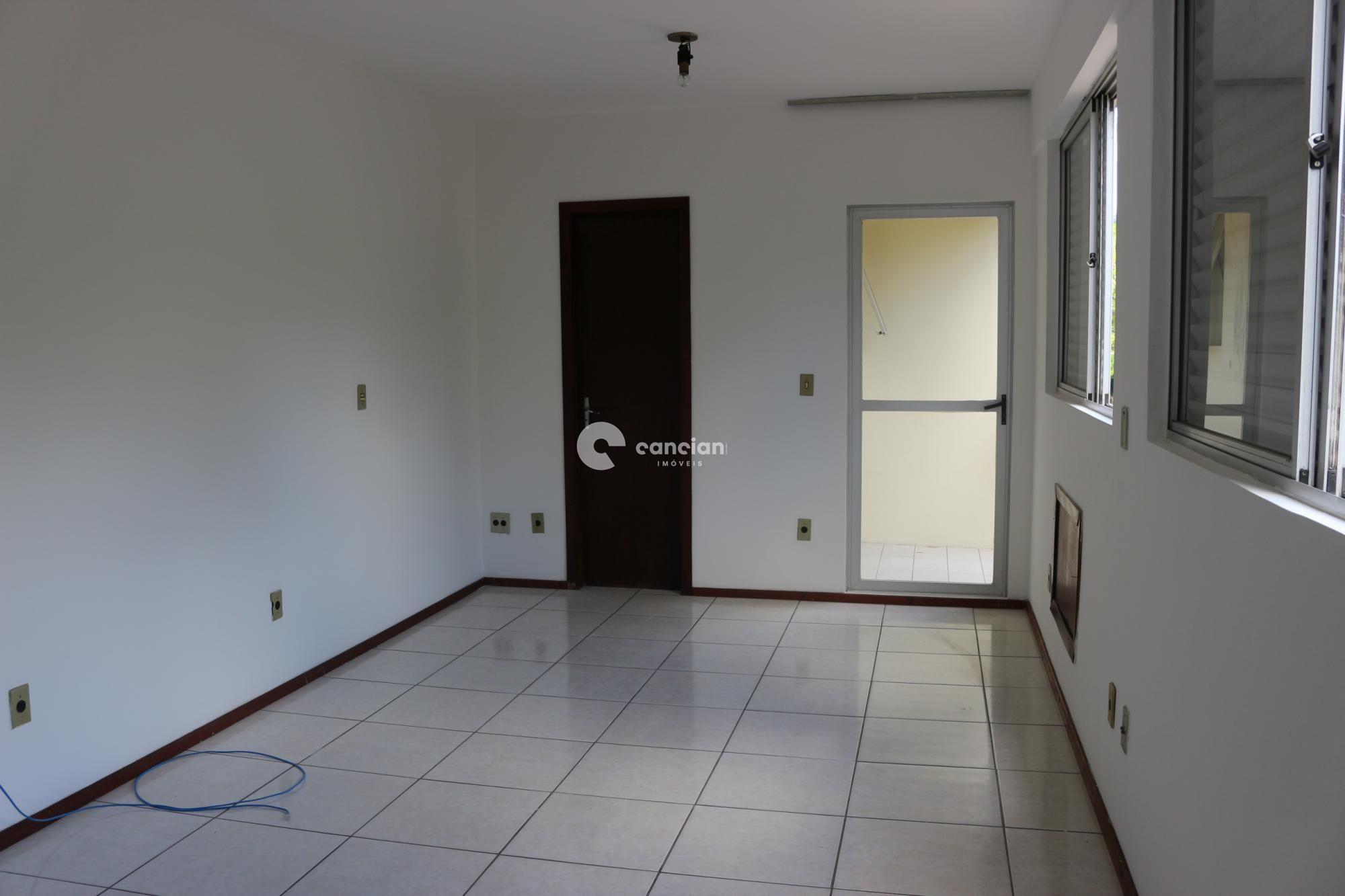 Kitnet para aluguel no Centro: 