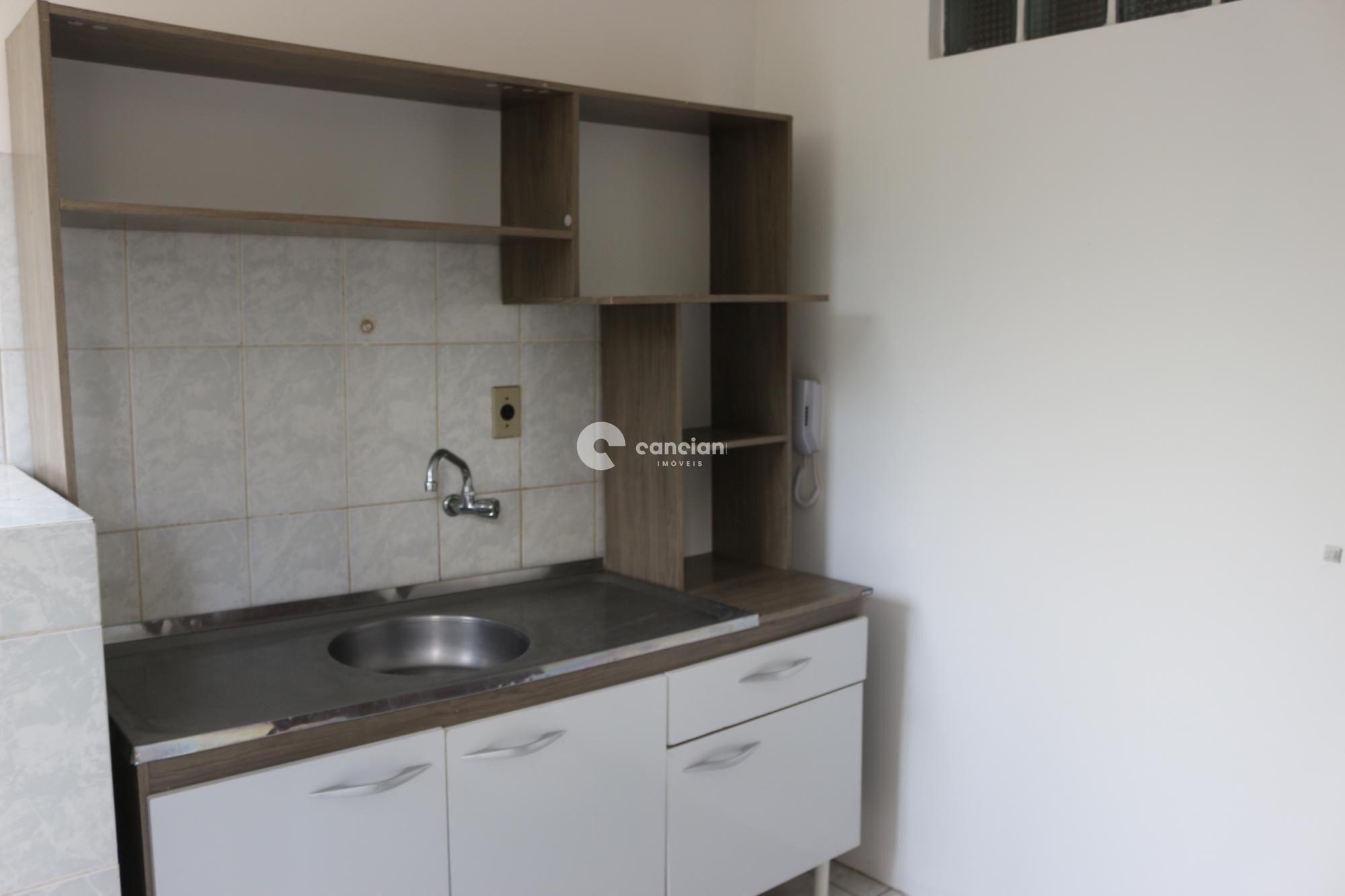 Kitnet para aluguel no Centro: 