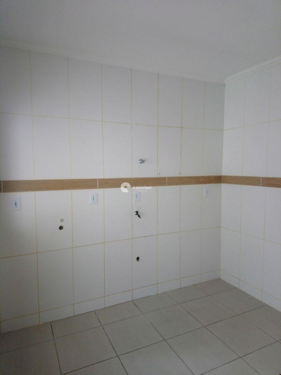 Casa para aluguel no Tomazetti: 