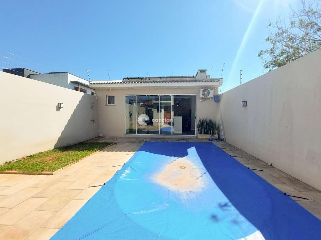 Casa à venda no Camobi: