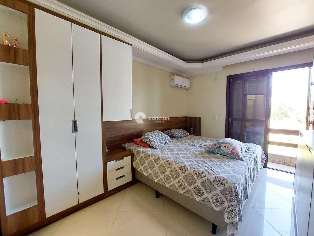 Casa à venda no Camobi: