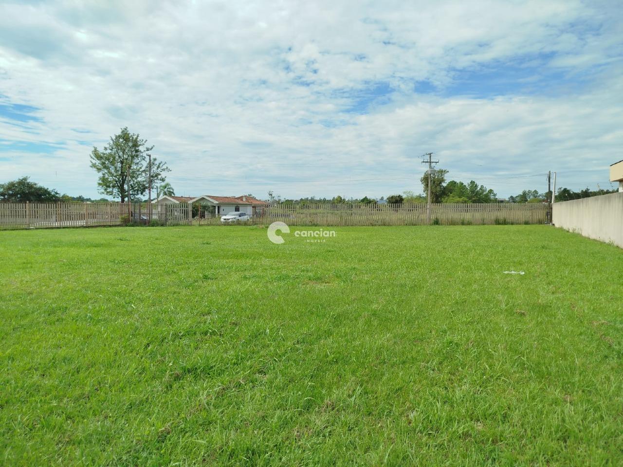 Terreno à venda no Pé de Plátano: 