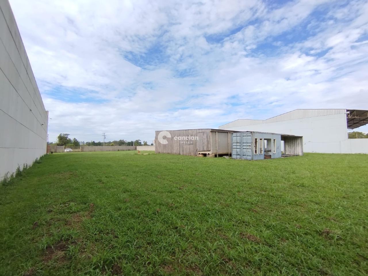 Terreno à venda no Pé de Plátano: 