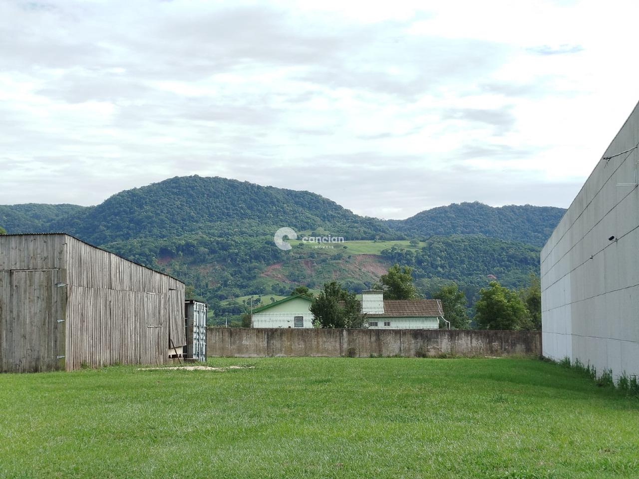 Terreno à venda no Pé de Plátano: vista para os morros