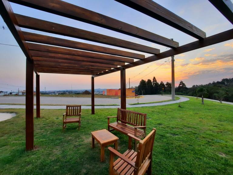 Terreno à venda no Tomazetti: