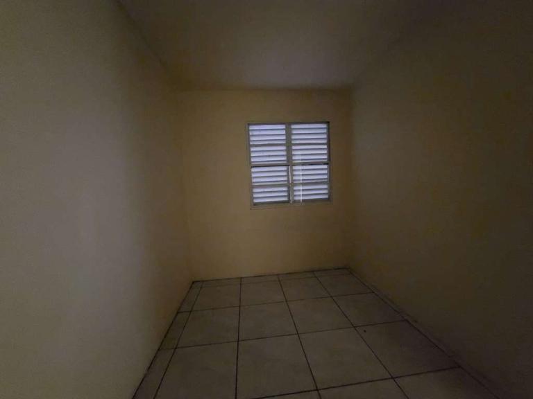 Apartamento à venda no Tancredo Neves: