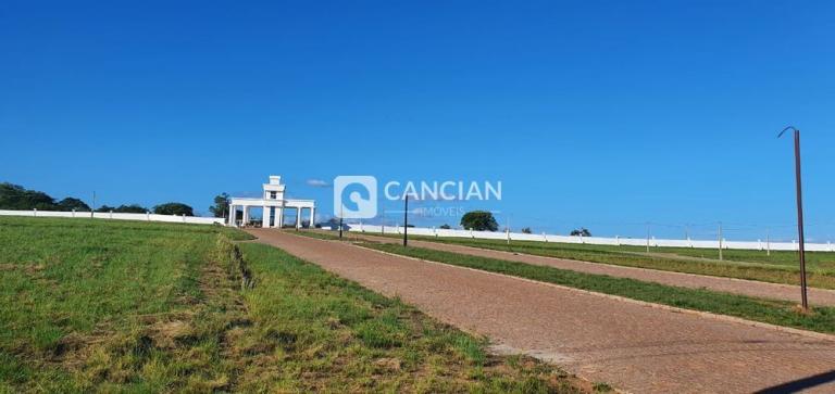 Terreno à venda no Camobi: 