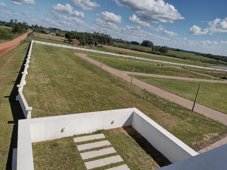 Terreno à venda no Camobi: