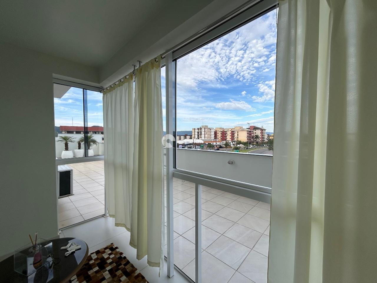 Apartamento à venda no Camobi: