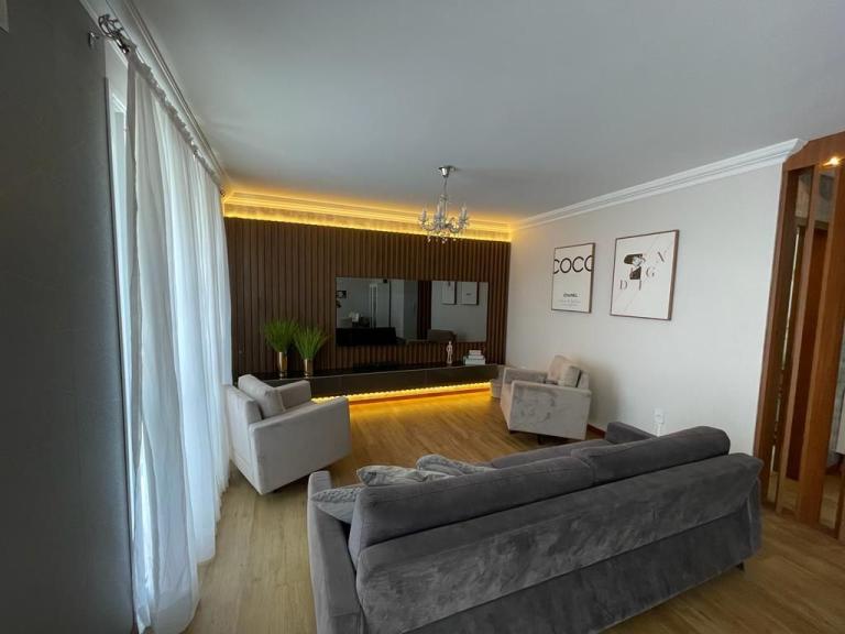 Cobertura à venda no Camobi: