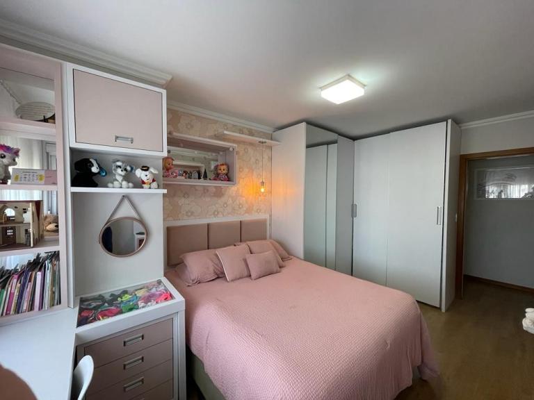 Cobertura à venda no Camobi: