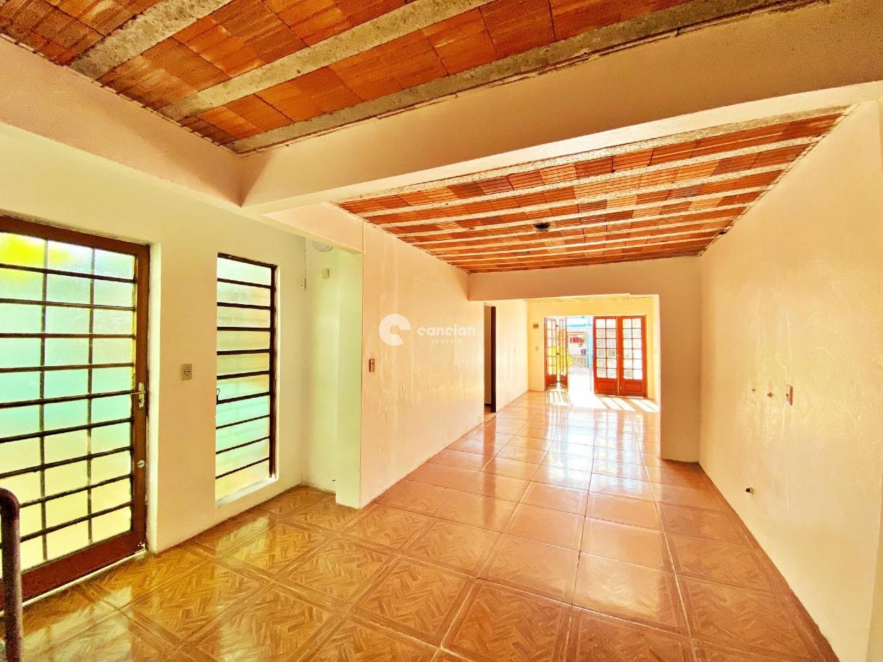 Casa à venda no Tancredo Neves: 