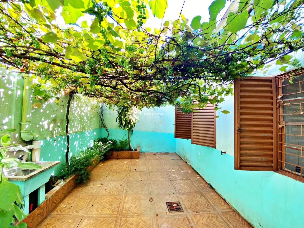 Casa à venda no Tancredo Neves: 