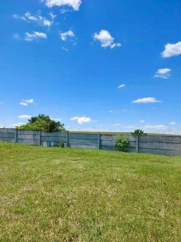 Terreno em condomínio à venda no Camobi: 