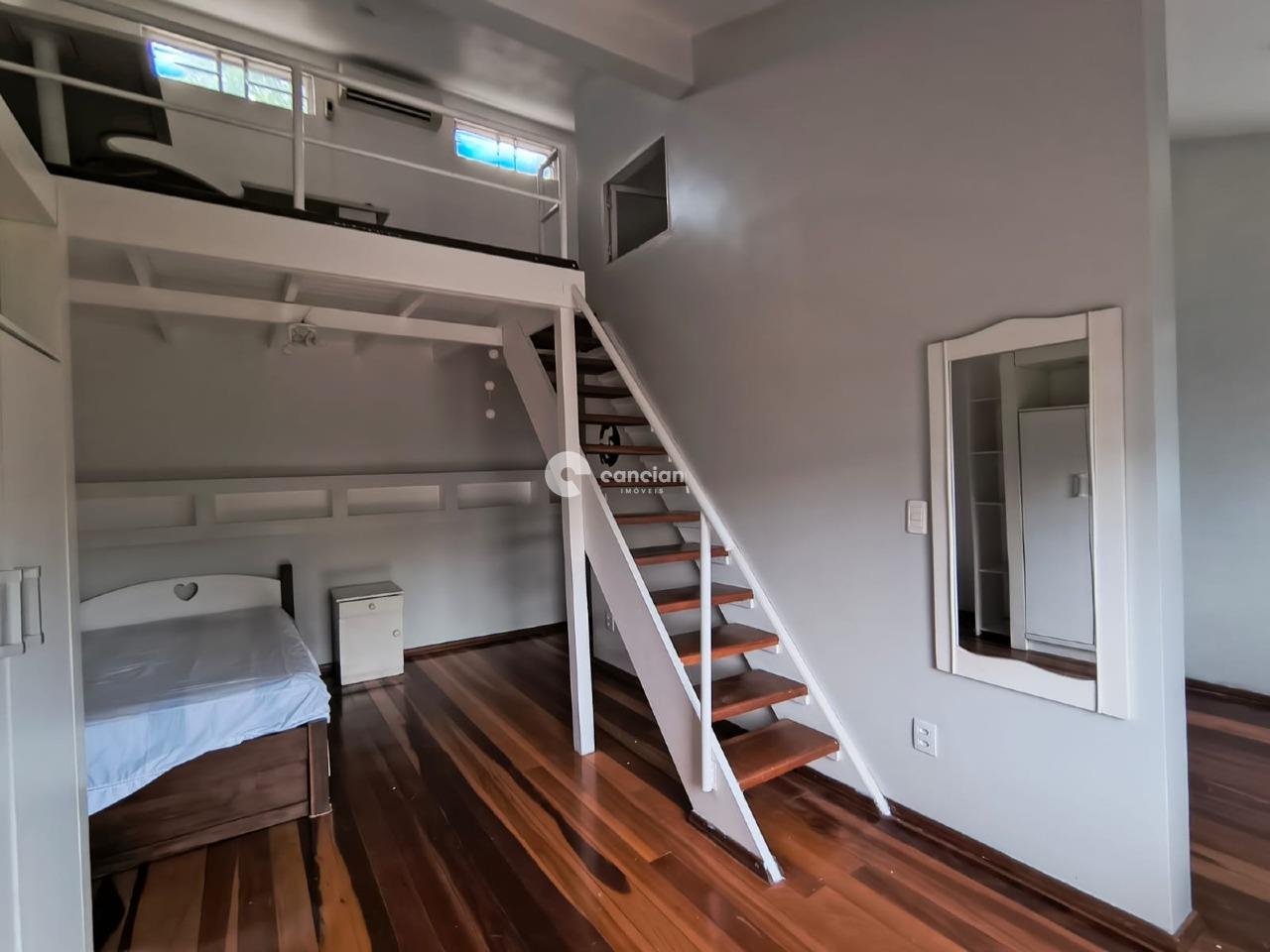 Casa de Condomínio à venda no Camobi: