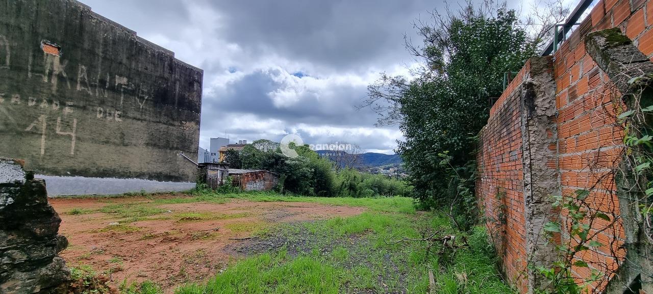 Terreno à venda no Centro: 
