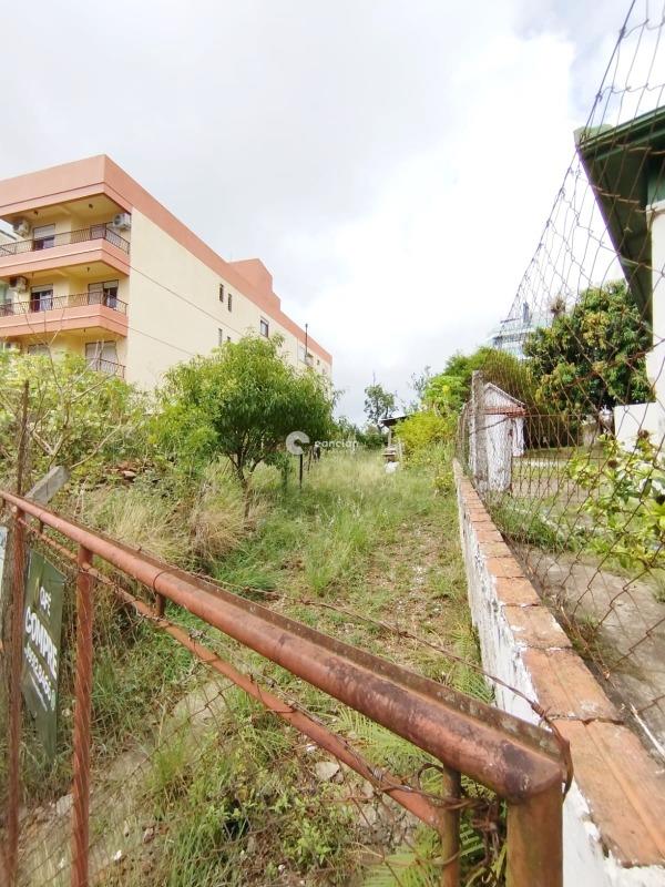 Terreno à venda no Menino Jesus: 