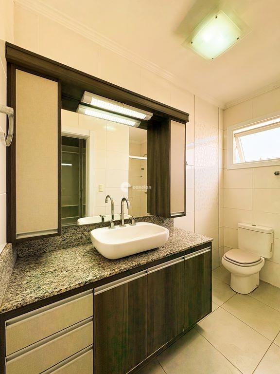 Casa de Condomínio à venda no Camobi: 