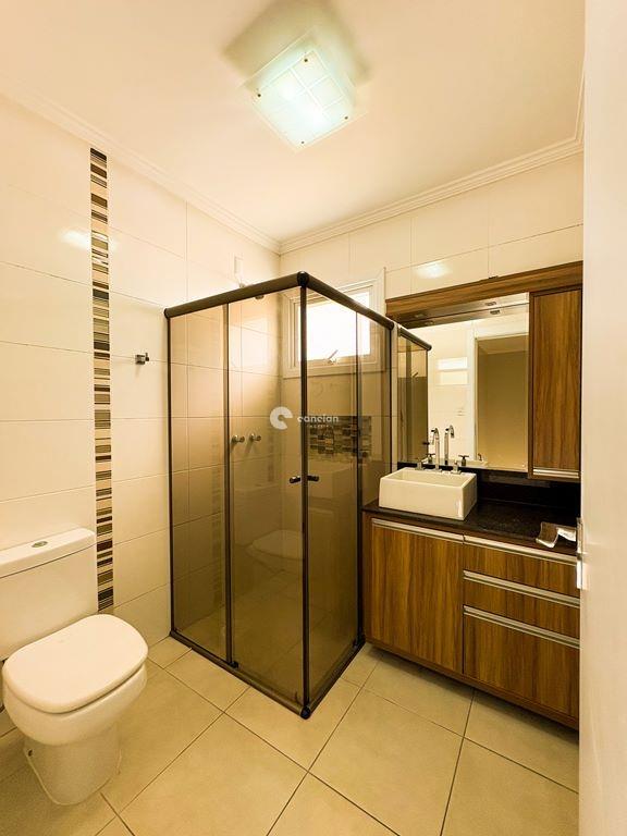 Casa de Condomínio à venda no Camobi: 