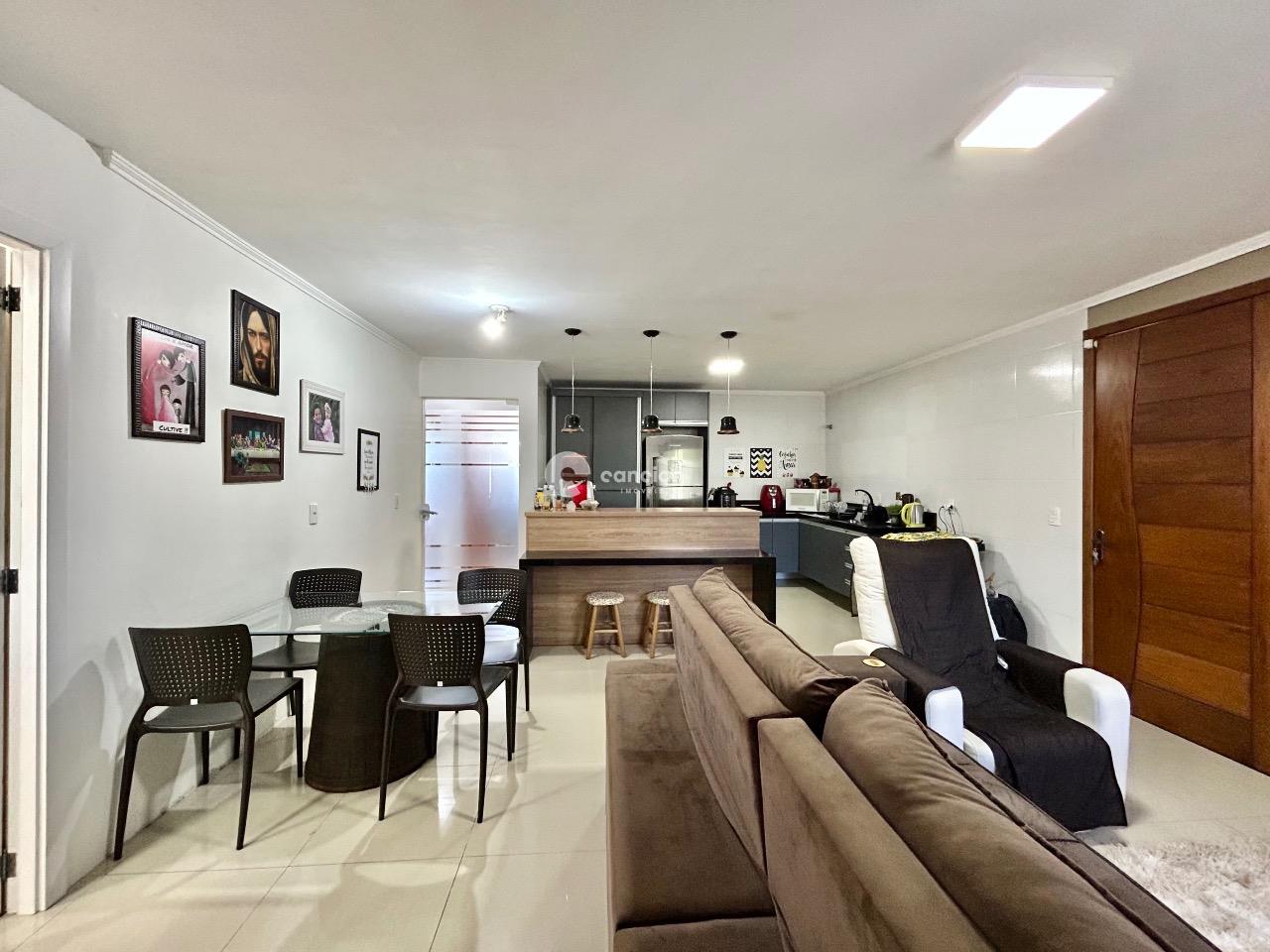 Casa à venda no Camobi: