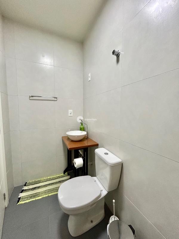 Casa à venda no Camobi: