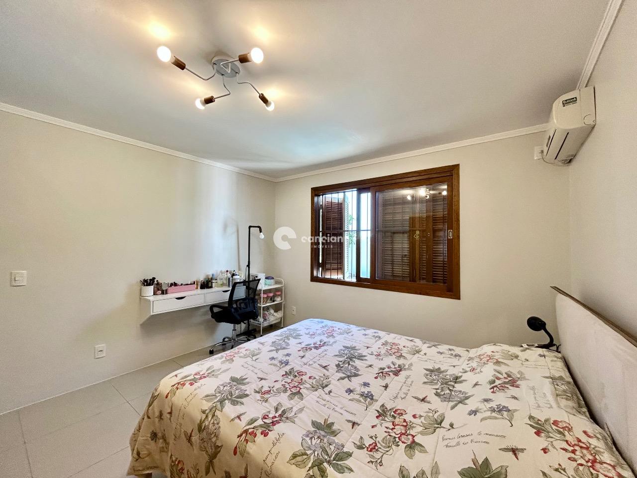 Casa à venda no Camobi: