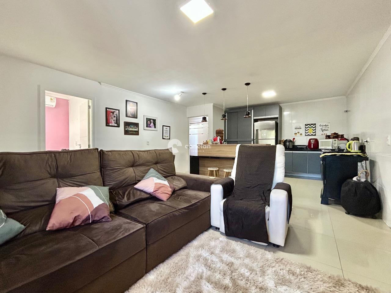 Casa à venda no Camobi: