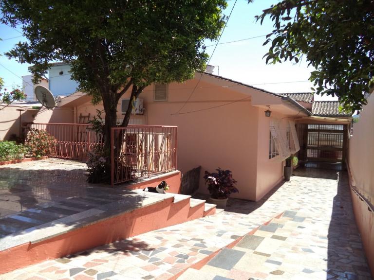 Casa à venda no Noal: 