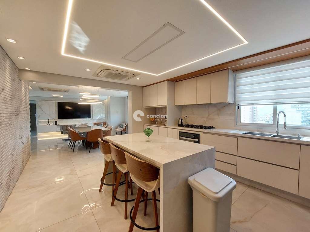 Cobertura à venda no Centro: