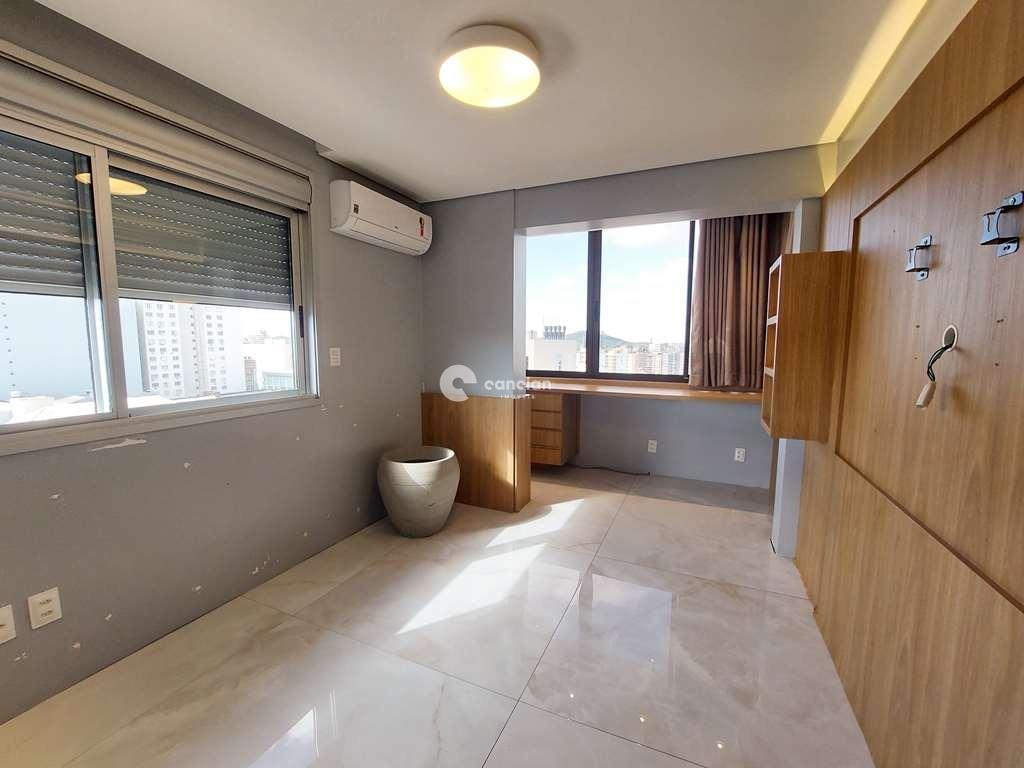 Cobertura à venda no Centro: