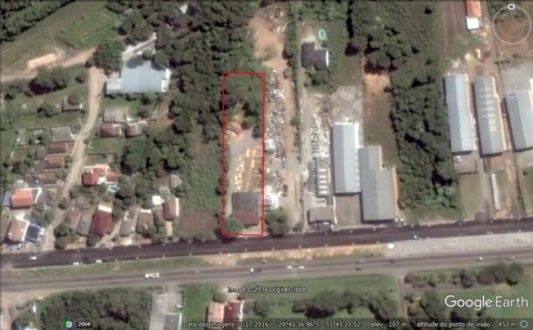 Terreno à venda no Pé de Plátano: 