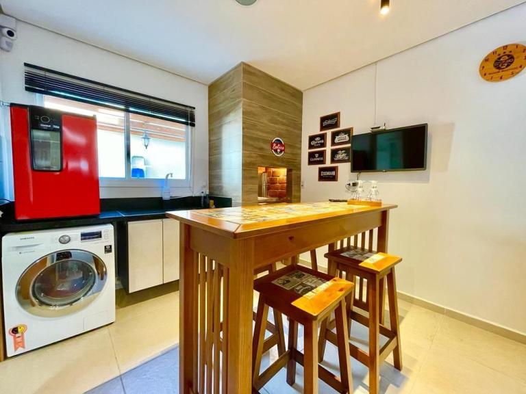 Casa de Condomínio à venda no Pinheiro Machado: 